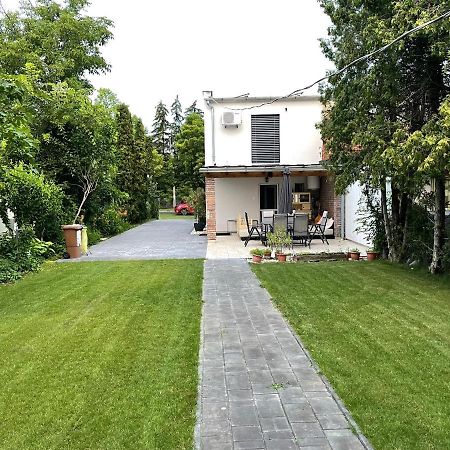 House For 6 Ppl At Lake Balaton Siofok Exterior photo